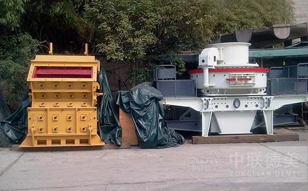 江蘇反擊破碎機(jī)