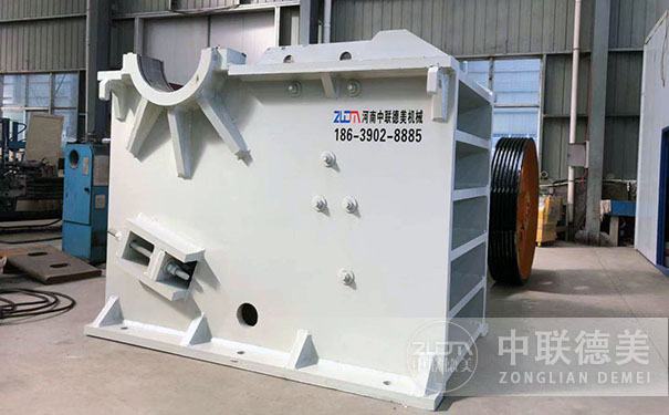 立軸數(shù)控破碎機(jī)怎么樣？