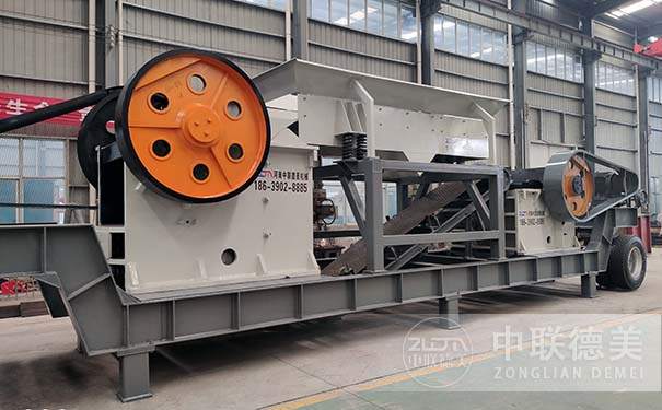 車載移動(dòng)破碎機(jī)