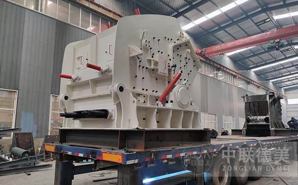 反擊式制砂機(jī)