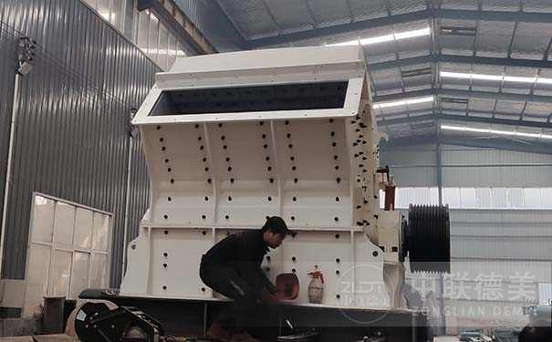 反擊式制砂機(jī)