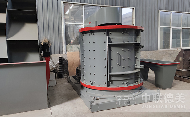 立軸數(shù)控破碎機