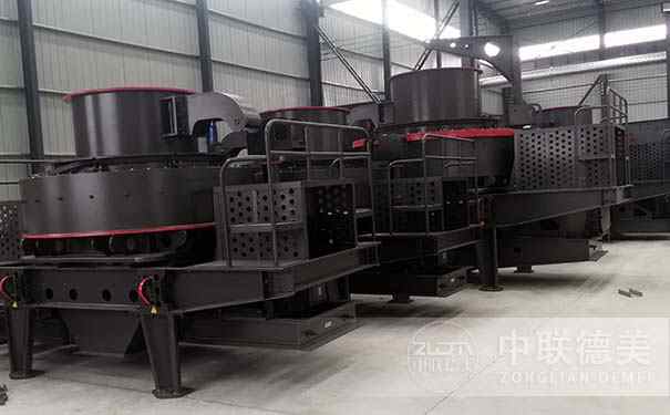 板錘制砂機(jī)？