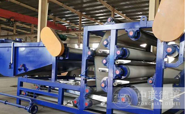 釀造廢水廢渣脫水帶式濃縮壓濾機(jī)